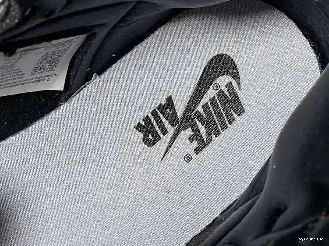 HYPE Black 1 Jordan Air Satin Toe CD0461-016 Retro High 0608